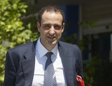 Γρηγόρης Δημητριάδης: Ο πιο στενός συνεργάτης του Κυριάκου Μητσοτάκη